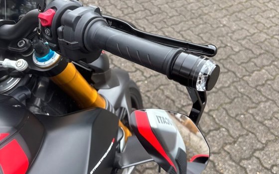 Gebrauchtmotorrad Ducati Streetfighter V4 SP - Bild 5