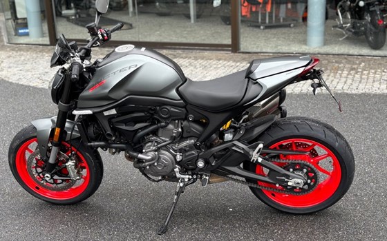 Gebrauchtmotorrad Ducati Monster + - Bild 9