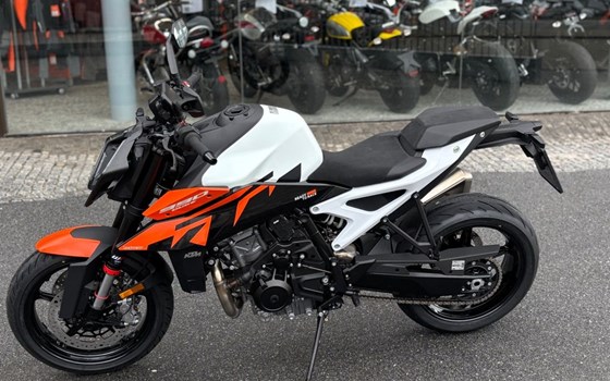 Neufahrzeug KTM 990 Duke - Bild 10