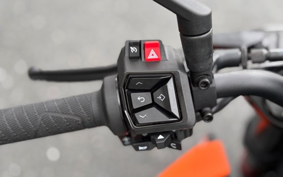 Neufahrzeug KTM 990 Duke - Bild 14