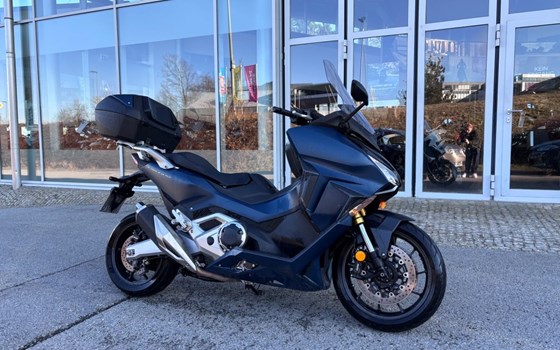 Gebrauchtmotorrad Honda Forza 750 - Bild 3