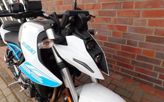 Gebrauchtmotorrad Suzuki GSX-8S - Bild 5