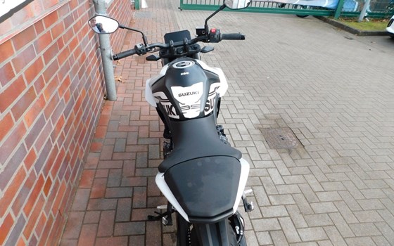 Gebrauchtmotorrad Suzuki GSX-8S - Bild 8