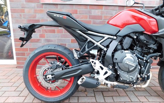 Neufahrzeug Suzuki GSX-8S - Bild 14