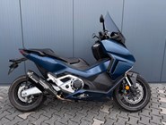 Honda Forza 750
