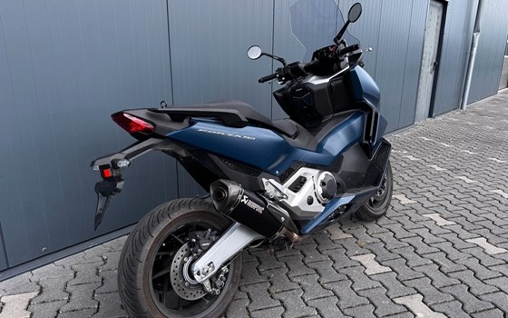 Gebrauchtmotorrad Honda Forza 750 - Bild 2