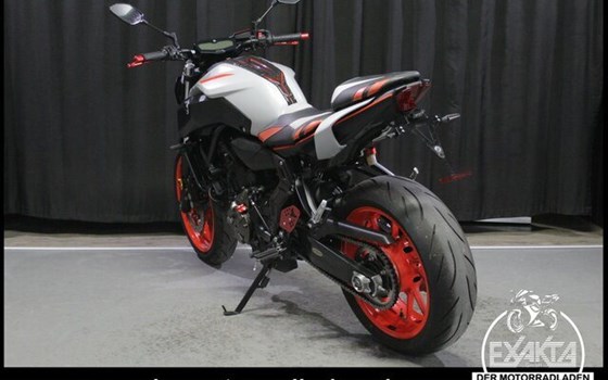 Gebrauchtmotorrad Yamaha MT-07 - Bild 3