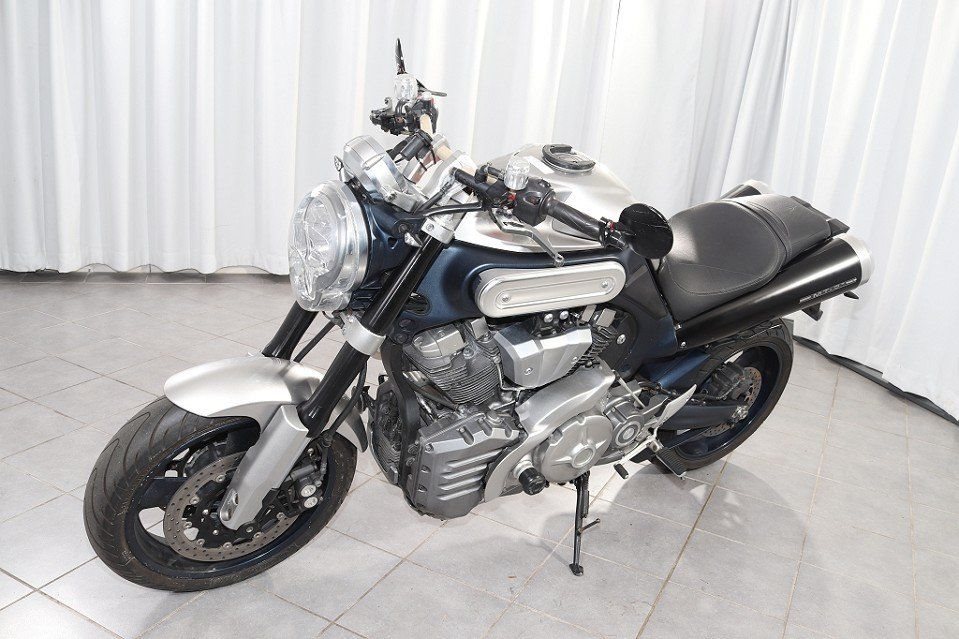 Yamaha MT-01 