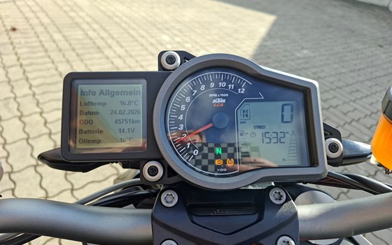 Gebrauchtmotorrad KTM 1290 Super Duke R - Bild 5