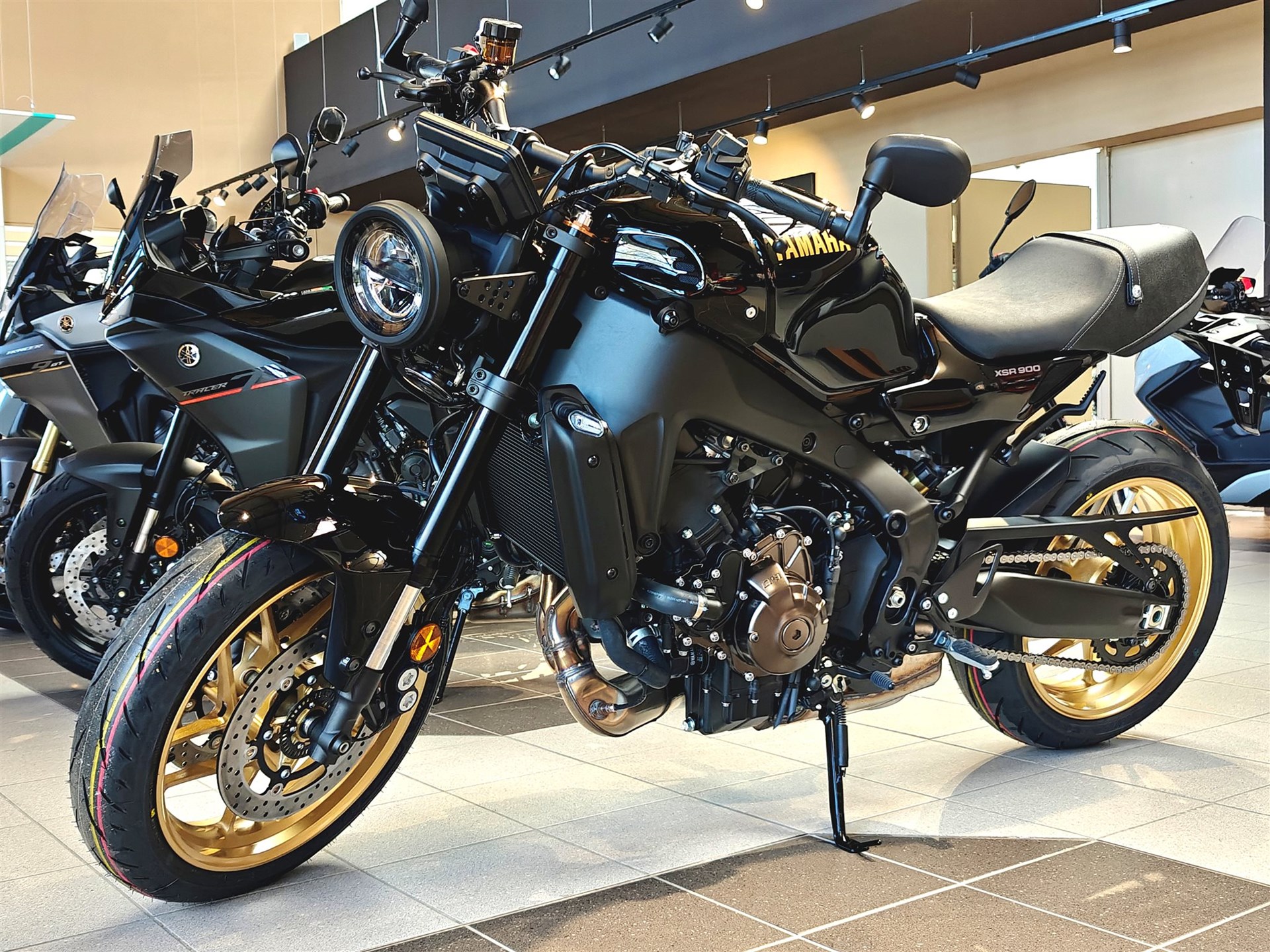Yamaha XSR900