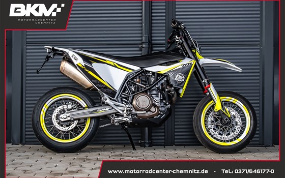 Gebrauchtmotorrad Husqvarna 701 Supermoto - Bild 1