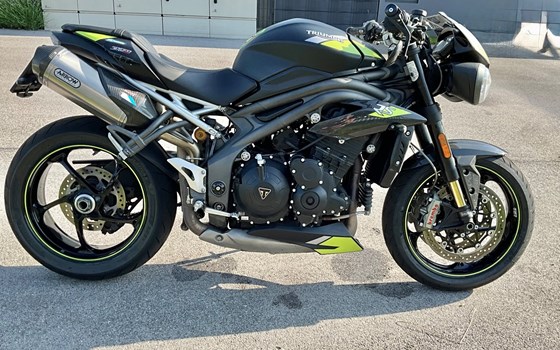 Gebrauchtmotorrad Triumph Speed Triple 1050 - Bild 1