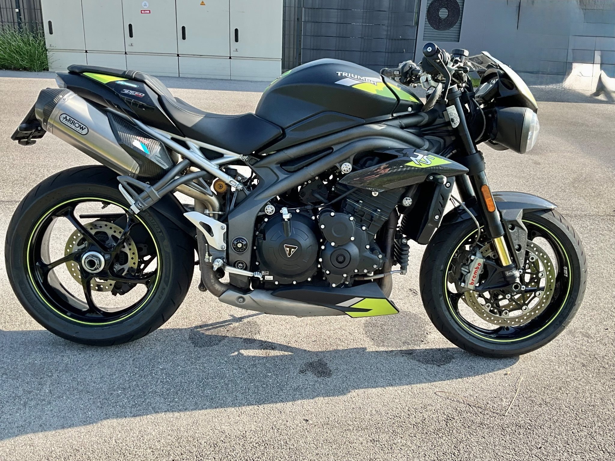 Gebrauchte Triumph Speed Triple 1050
