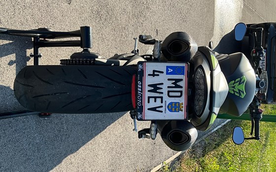 Gebrauchtmotorrad Triumph Speed Triple 1050 - Bild 2