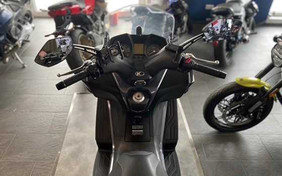 Gebrauchtmotorrad Kymco Downtown 350i - Bild 5