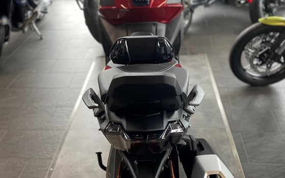 Neufahrzeug Kymco CV3 575i ABS - Bild 6