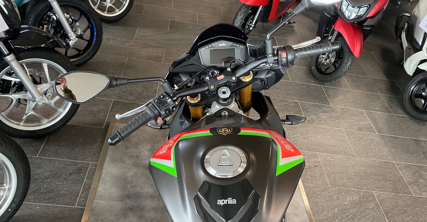 Angebot Aprilia Tuono V4 1100 Factory