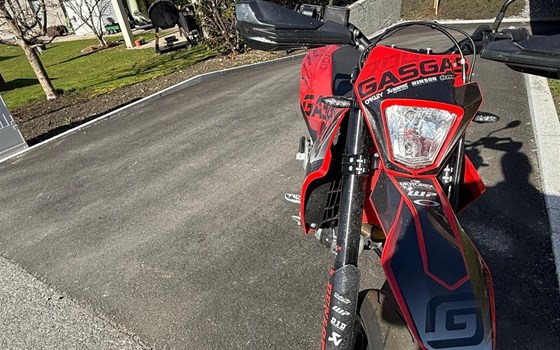 Gebrauchtmotorrad GASGAS SM 700 - Bild 4