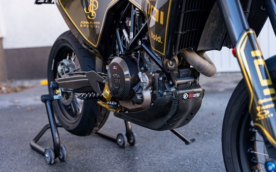 Gebrauchtmotorrad Husqvarna 701 Supermoto - Bild 21