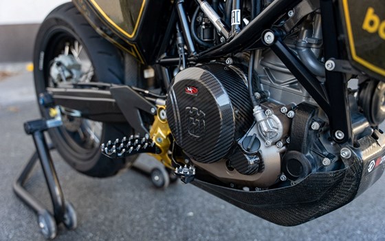 Gebrauchtmotorrad Husqvarna 701 Supermoto - Bild 7