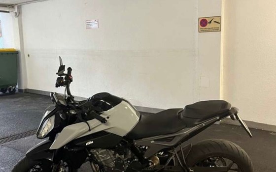 Gebrauchtmotorrad KTM 790 Duke - Bild 3