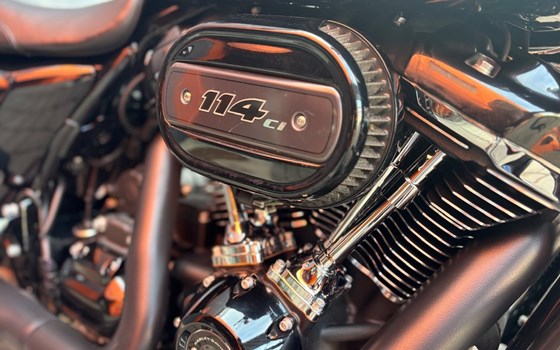 Gebrauchtmotorrad Harley-Davidson Touring Road King Special FLHRXS - Bild 4