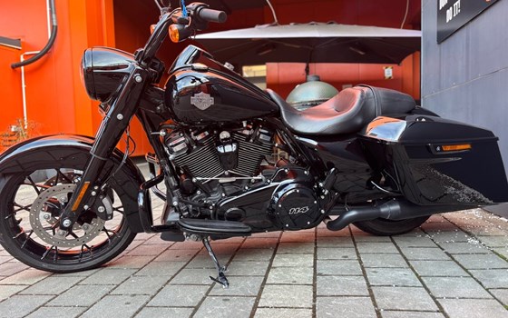 Gebrauchtmotorrad Harley-Davidson Touring Road King Special FLHRXS - Bild 5