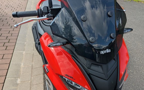 Gebrauchtmotorrad Aprilia SR GT 200 - Bild 4