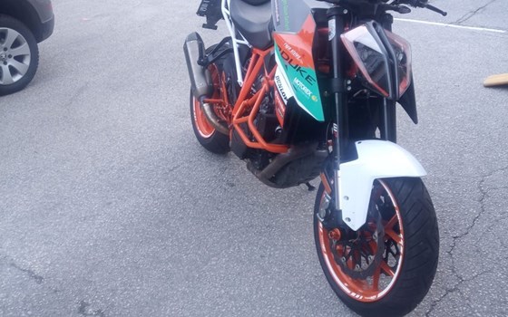 Gebrauchtmotorrad KTM 1290 Super Duke R - Bild 3