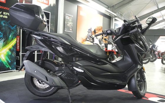 Gebrauchtmotorrad Honda Forza 125 - Bild 6