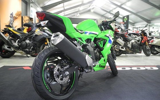 Neufahrzeug Kawasaki Ninja 125 - Bild 10