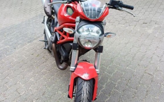 Gebrauchtmotorrad Ducati Monster 696 - Bild 3