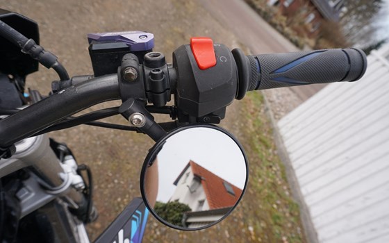 Gebrauchtmotorrad Yamaha WR125R - Bild 5