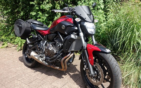 Motorrad Occasion Yamaha MT-07 - Bild 1