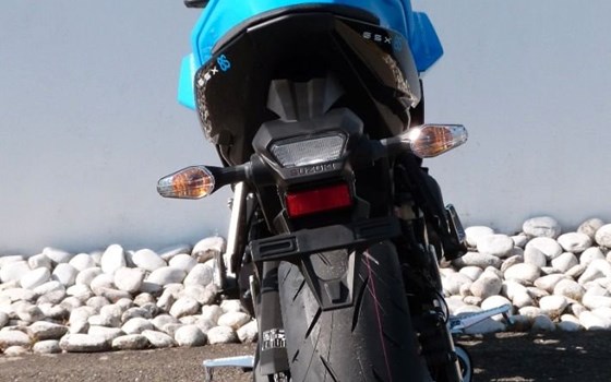 Gebrauchtmotorrad Suzuki GSX-8S - Bild 4