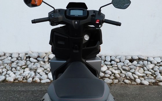 Gebrauchtmotorrad Suzuki Avenis 125 - Bild 10