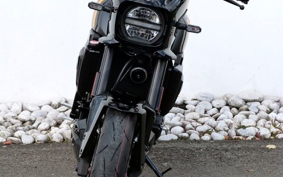 Neufahrzeug Suzuki GSX-8TT - Bild 2