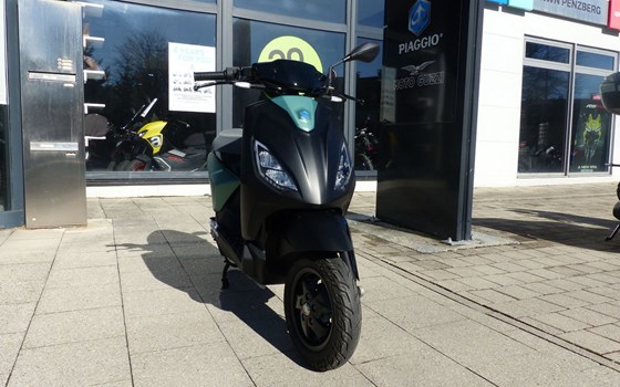 Gebrauchtmotorrad Piaggio 1 - Bild 3