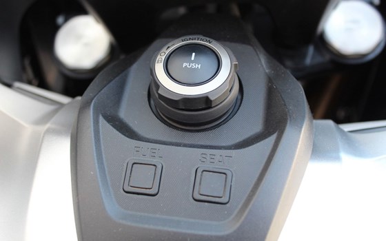 Gebrauchtmotorrad Honda Forza 750 - Bild 11