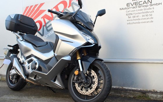 Gebrauchtmotorrad Honda Forza 750 - Bild 4