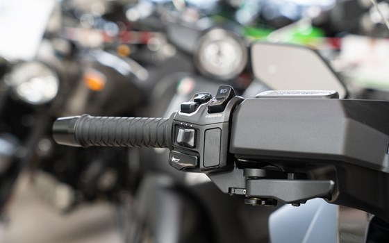 Neufahrzeug Kymco CV3 575i ABS - Bild 7