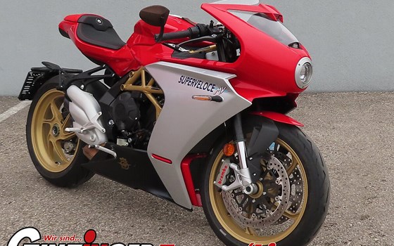 Gebrauchtmotorrad MV Agusta Superveloce 800 - Bild 1