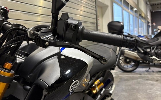 Gebrauchtmotorrad Yamaha MT-09 SP - Bild 11
