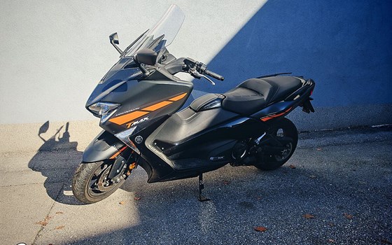 Gebrauchtmotorrad Yamaha TMAX SX - Bild 1