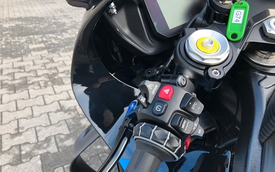 Gebrauchtmotorrad BMW M 1000 RR - Bild 19