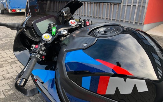 Gebrauchtmotorrad BMW M 1000 RR - Bild 7