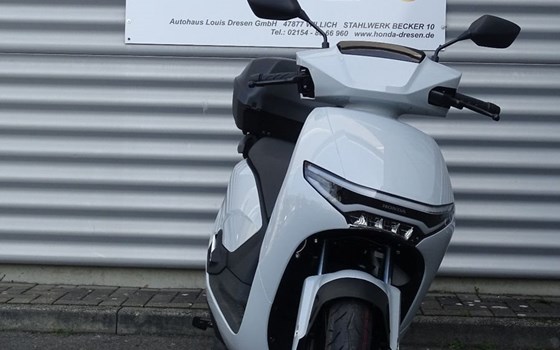 Gebrauchtmotorrad Honda CUV e: - Bild 2