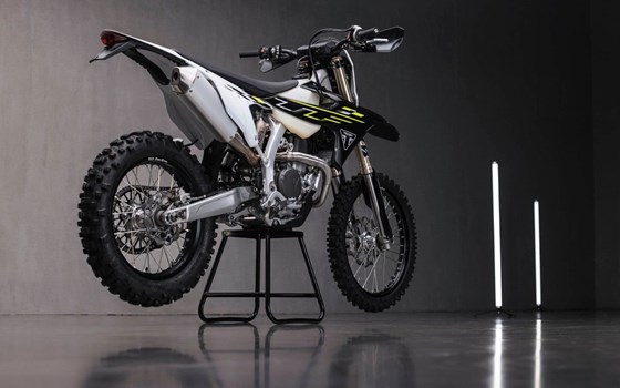 Neufahrzeug Triumph TF 450-E - Bild 3