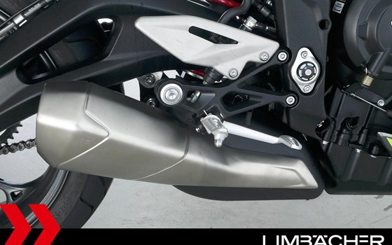 Gebrauchtmotorrad Triumph Street Triple 765 R - Bild 15
