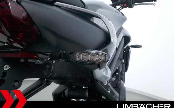 Gebrauchtmotorrad Triumph Street Triple 765 R - Bild 18